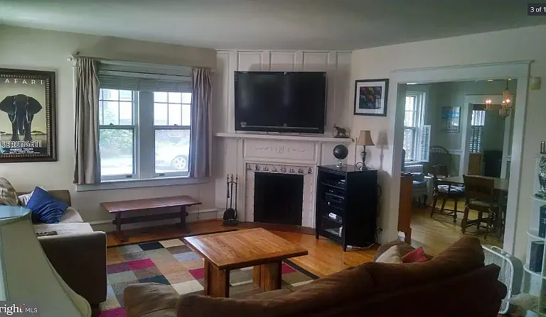 1101 N Clayton St — Photo 2