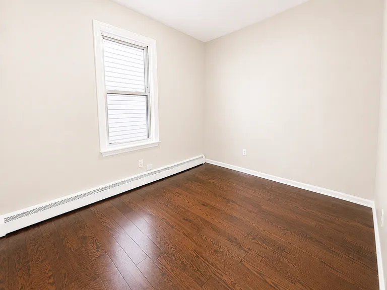 526 S 13th St #1 — Photo 9