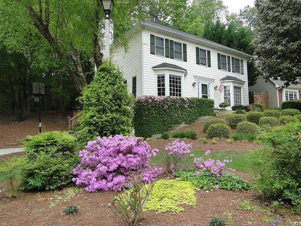 1st image of 1565 Yorktown Dr