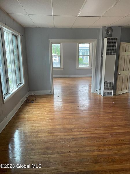 4th image of 11 Lincoln Avenue