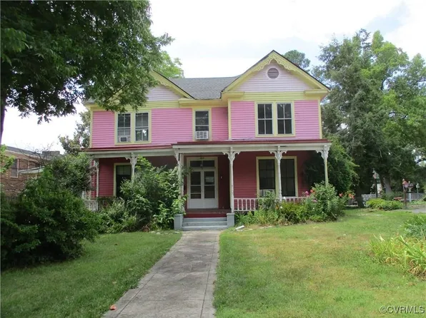 618 S Main St, Blackstone, VA 23824