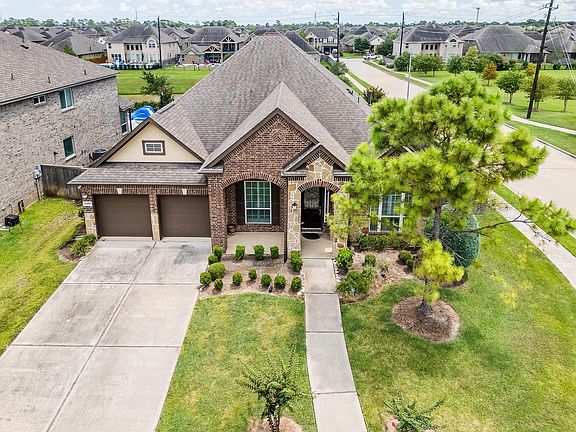 2nd image of 2309 Rosehill Garden Trl