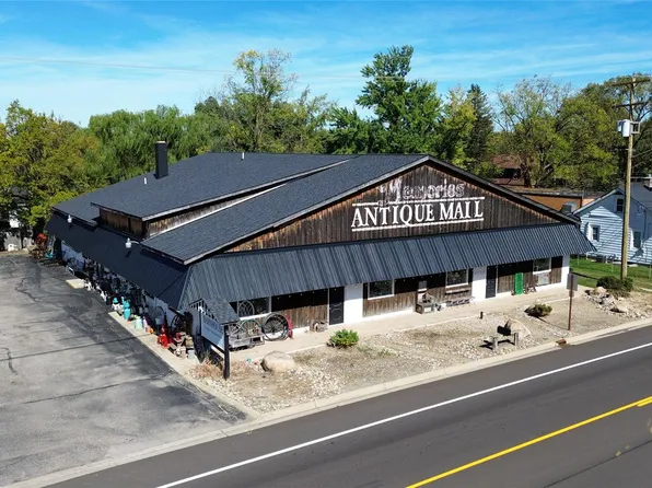 4034 W Grand Blanc Rd, Swartz Creek, MI 48473