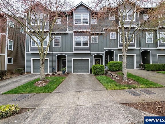 2nd image of 5967 Blue River Dr SE