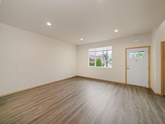 4th image of 1113 W Sinto Ave #1113