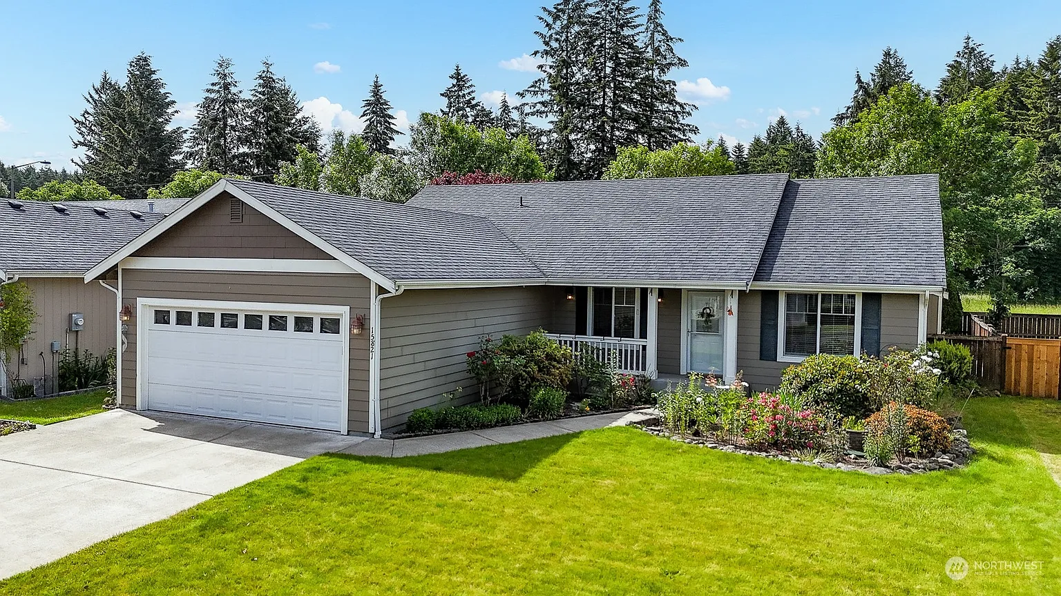 15821 Yelm Terra Way SE photo 1
