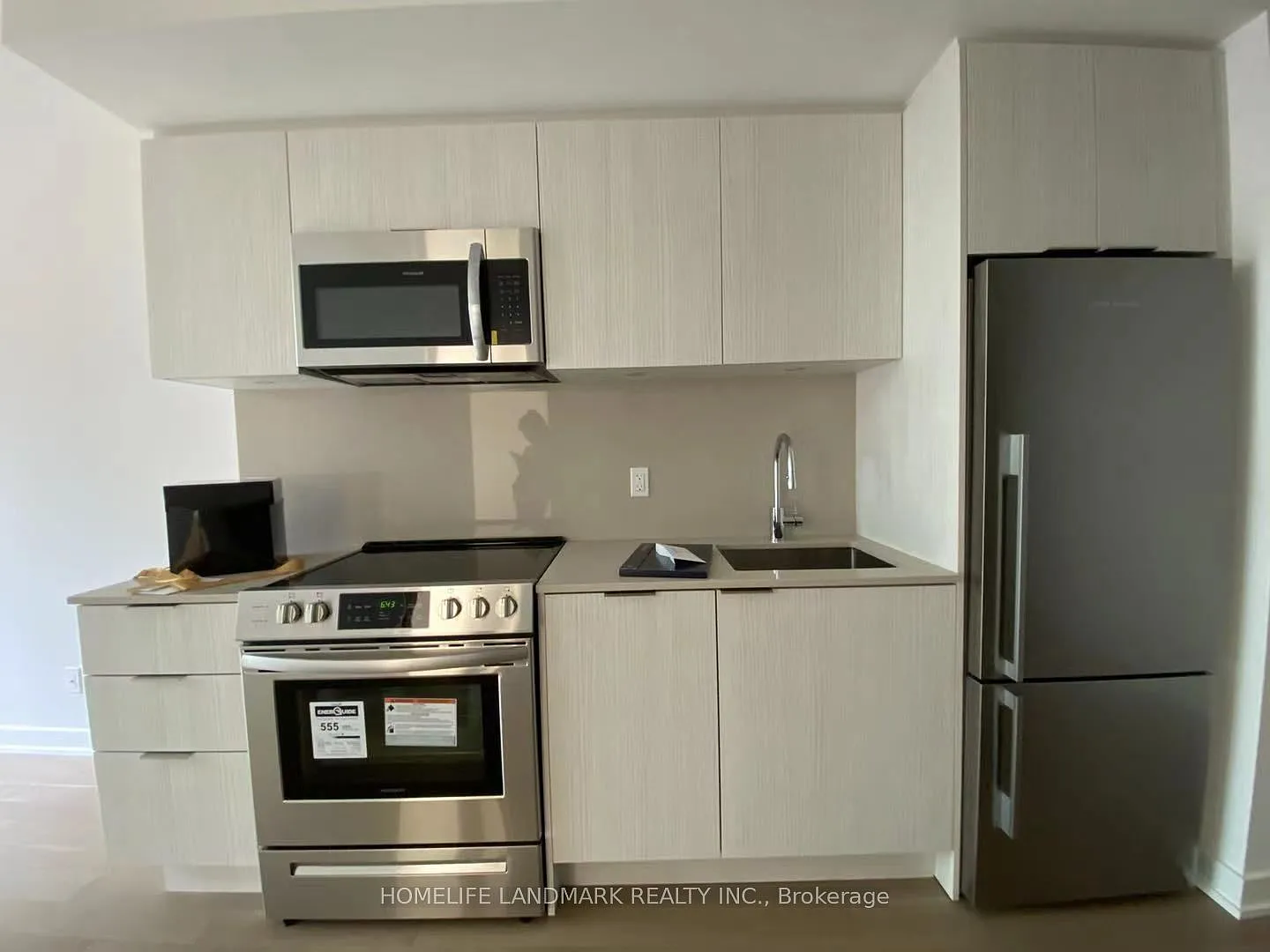 1 bed, $2,450 — Photo 3
