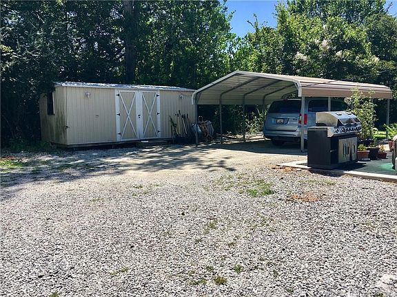 4th image of 3730 Governor Harris Dr