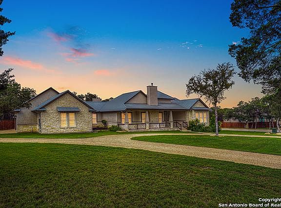 2nd image of 2318 Geneseo Oaks