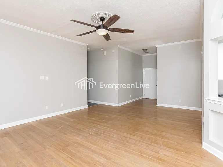 240 Turning Leaf Dr — Photo 4