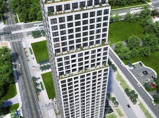 36 Elm Dr W #906, Mississauga, ON L5B 0N3