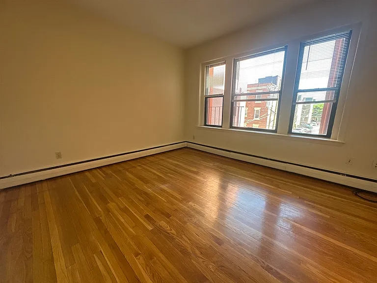 1242 Commonwealth Ave #45 — Photo 2