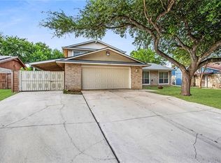 6131 Spring Time Dr, San Antonio, TX 78249