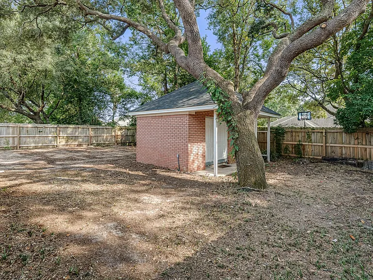 10008 Calle De Palencia — Photo 54