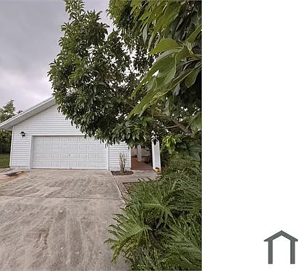 27800 SW 182nd Ave