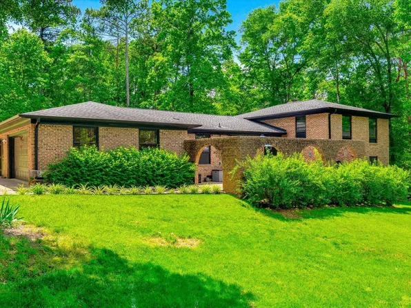 206 Woodwind Ct, Spartanburg, SC 29302