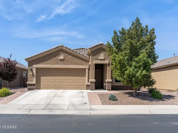 9247 W Creosote Rain Dr, Marana, AZ 85653