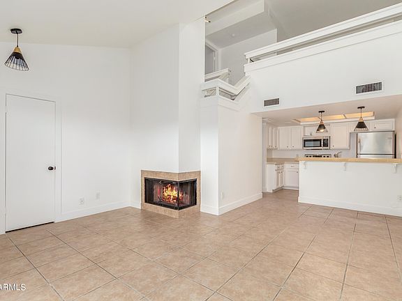 2nd image of 751 E LOLA Drive