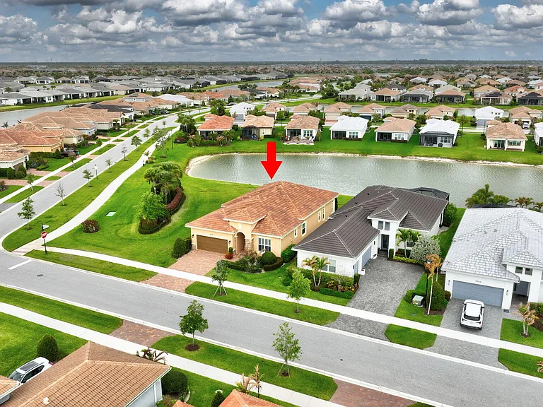 9318 SW Miracoli Way — Photo 49