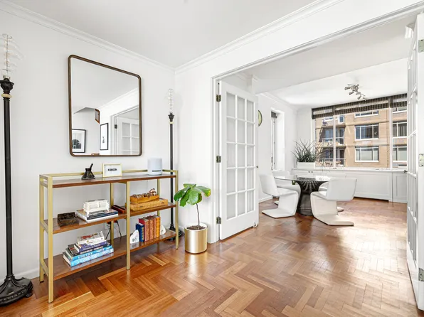 2373 Broadway image 5 of 12