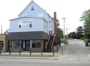 36 E Grand Ave APT C, Fox Lake, IL 60020