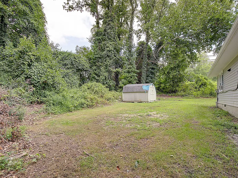 21 Robshire Manor Rd — Photo 31