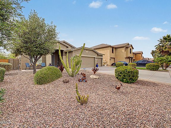 3rd image of 35754 N VIDLAK Drive