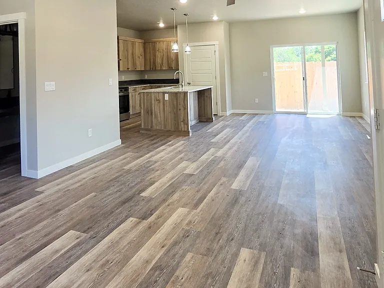 2973 N Maple Grove Rd — Photo 3