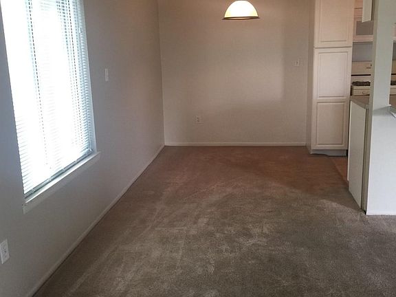 3rd image of 38077 Sherwood St