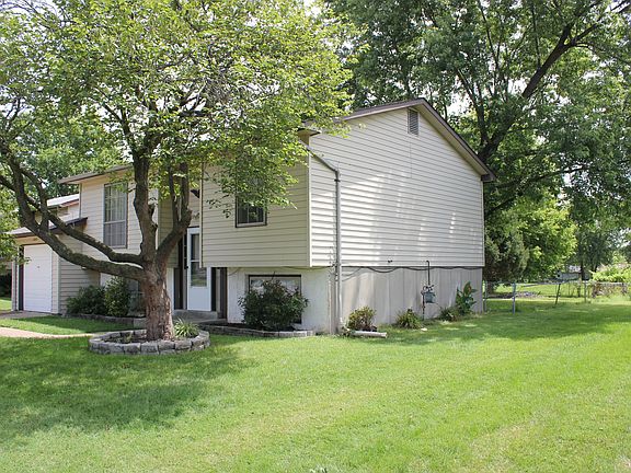 4th image of 3042 Ventnor Pl