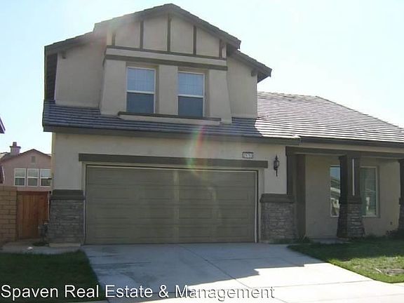2nd image of 29785 Cottonwood Cove Dr