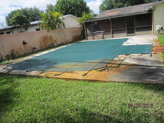 2nd image of 15365 NE 1st Ct