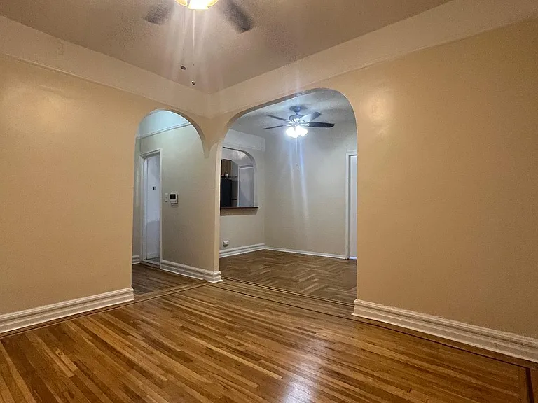 758 Brady Ave #411 — Photo 3