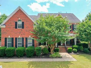 107 Chardmore Ct, Simpsonville, SC 29681