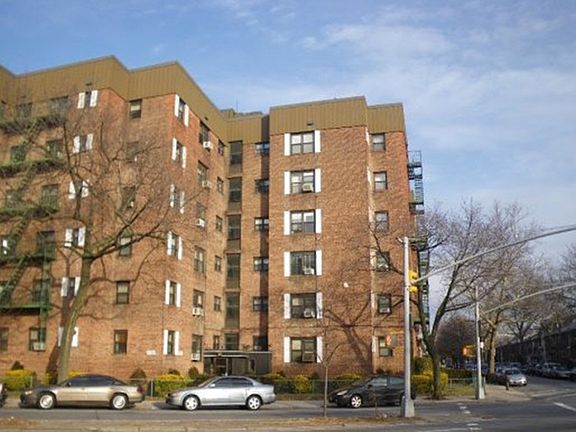 5th image of 2721 Kings Hwy APT 6L
