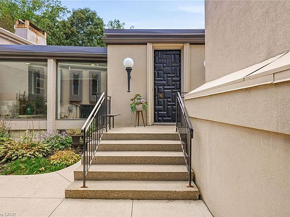 4th image of 79 Amelia St