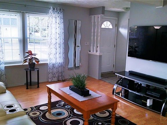 4th image of 7384 Willow Run Dr Unit E