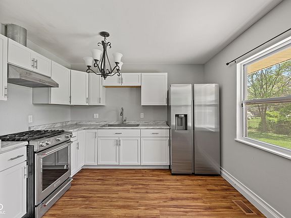 3rd image of 5949 Wixson Ct