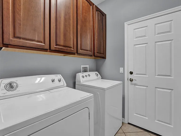 10029 Silk Grass Dr — Photo 20