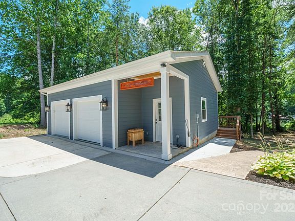 4th image of 325 Silvercliff Dr