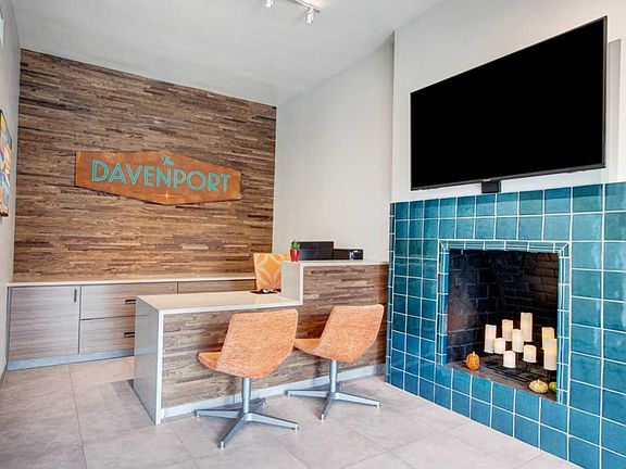 Leasing Lobby