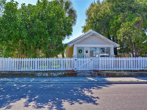 3rd image of 1518 9th Ave N
