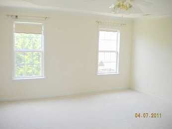 4th image of 3010 Iroquois Dr