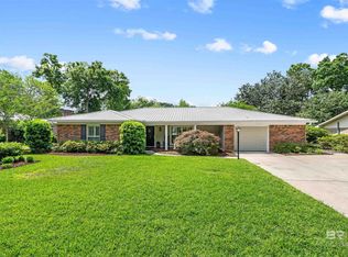 10 Paddock Dr, Fairhope, AL 36532