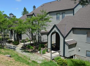35 White Loop #B101, Ludlow, VT 05149