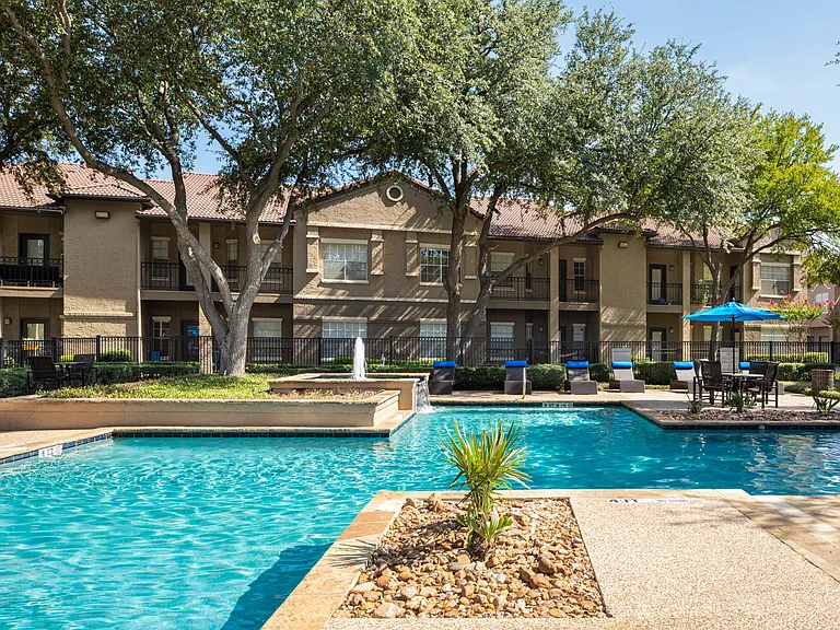 Aventura Cimarron — Photo 8