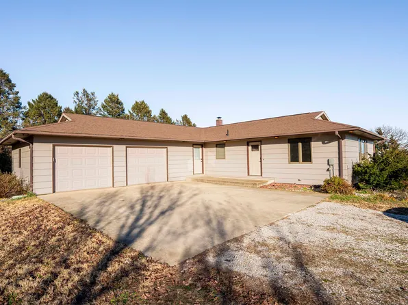 23576 Highway 140, Remsen, IA 51050