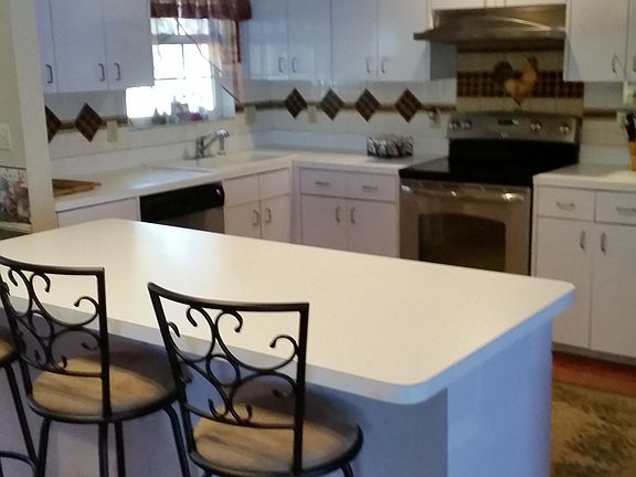 3rd image of 5016 Parrish Ln N