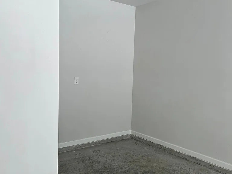 123 Vivian Ln — Photo 23