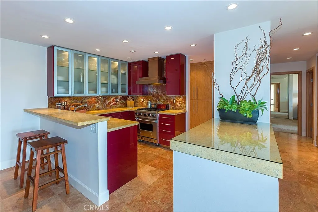 Building Photo - 507 Avenida Campo
